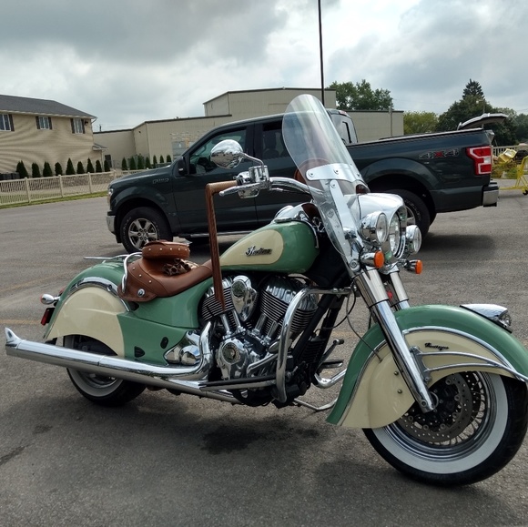 Meet your Posher, Jason - Picture 3 of 5